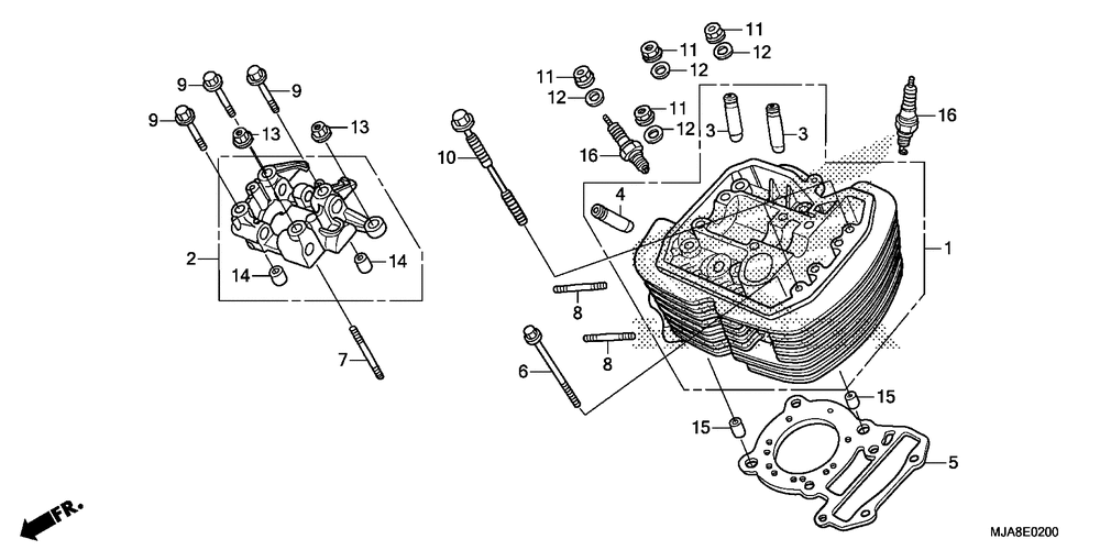 Front cylinder head