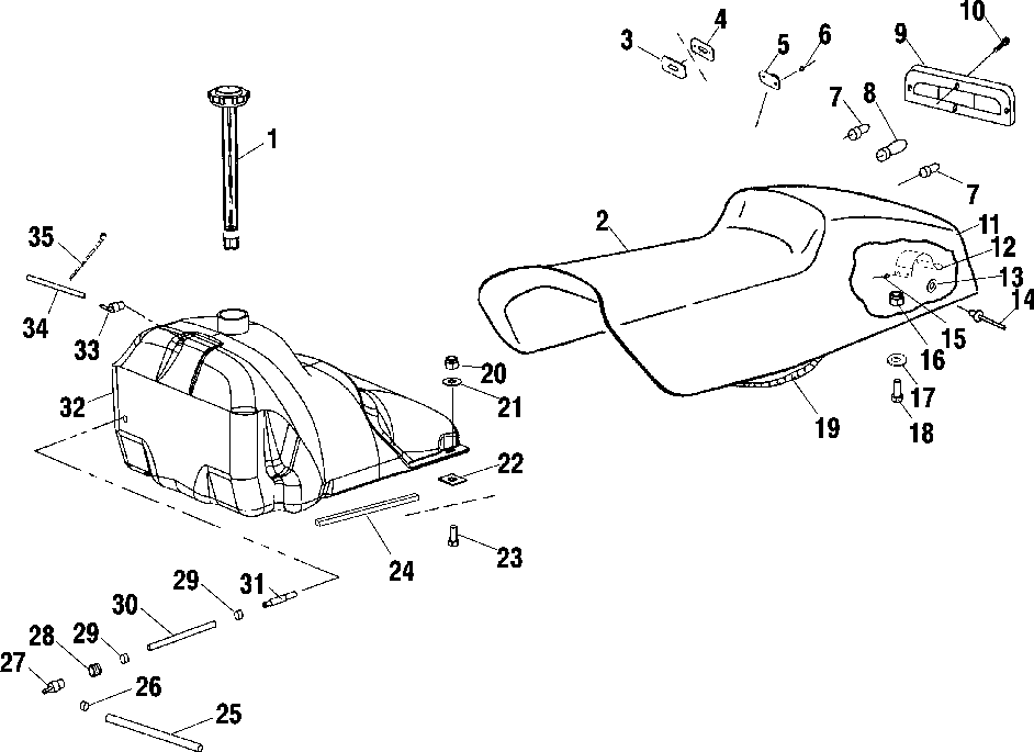 Seat and gas tank - s01np5cs