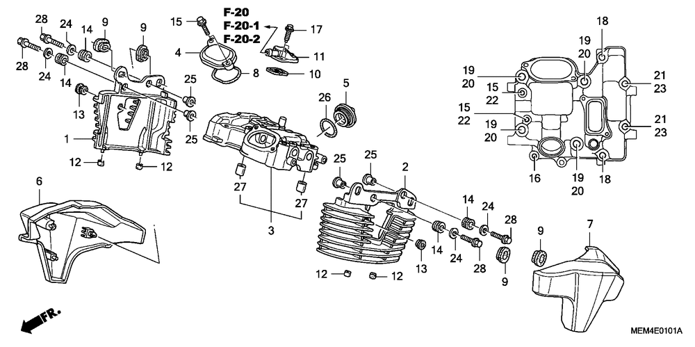 Rear cylinder head cover