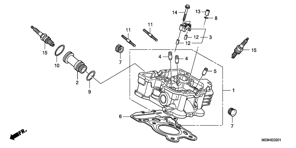 Rear cylinder head